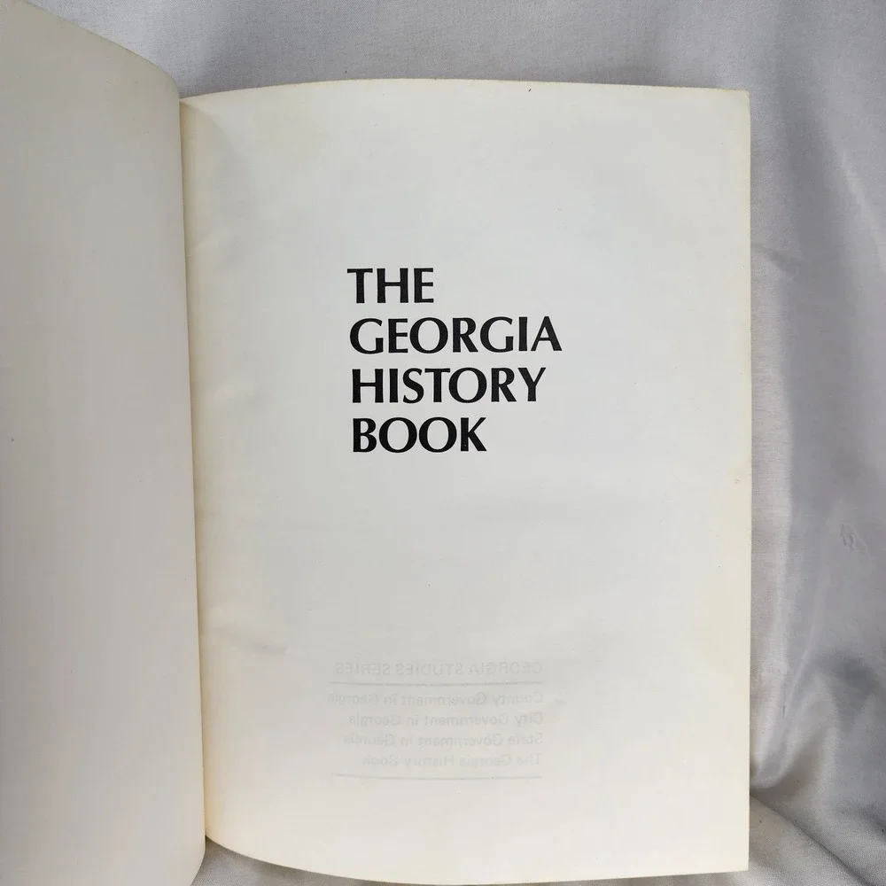 The Georgia History Book Lawrence R. Hepburn‎ University of Georgia Hardcover